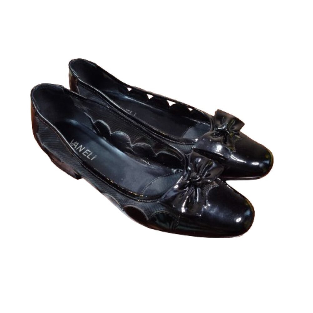 Sz. 7 Vaneli Flats with Bow